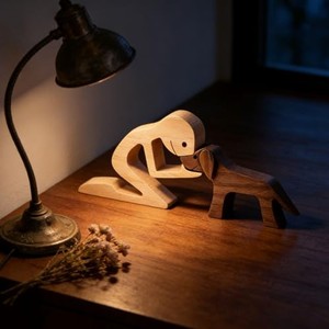 Sculpture artisanale en bois de pin de créatures fantastiques - Vente en gros - Product Image 3