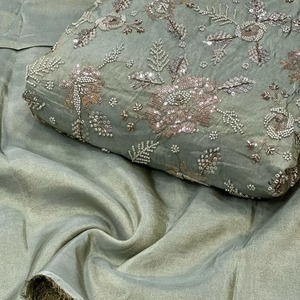 Tissu en soie brodé de perles le plus vendu pour les robes de mariée, les lehengas, les robes de soirée et les saris, disponible au prix d'exportation - Product Image 5