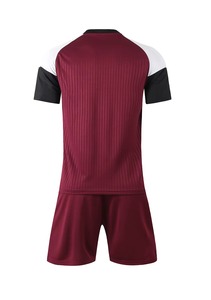 Uniforme de Fútbol Personalizado al por Mayor, Diseño Frontal Personalizado, Malla Transpirable de Secado Rápido, Sublimación Completa, Patrón Sólido, Automatizado - Product Image 5