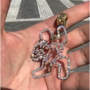 Collar con Colgante de Letra Personalizada en Cursiva, Chapado en Oro de 18K con Moissanita, Estilo Hip Hop, para Hombres y Mujeres, Joyería para Raperos - Product Image 1