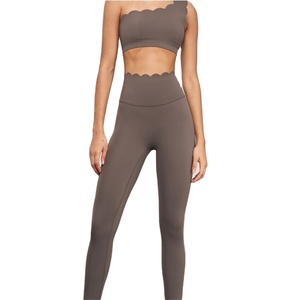 Ensemble de yoga pour femmes personnalisé en gros nouveau dernier design ensemble de yoga pour femmes ensemble de yoga pour femmes durable 2026 - Product Image 5