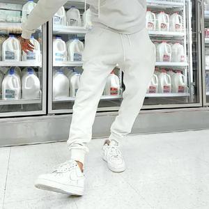 Nouveauté : Pantalons de jogging unisexes de haute qualité avec logo personnalisé, en tissu molletonné, pantalons pour hommes en tissu peigné, pantalons de jogging unis - Product Image 3