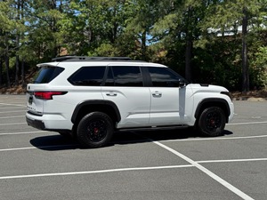 รถซีควอย่า TRD Pro ปี 2025 คุณภาพสูง สภาพใหม่ มือสอง ระดับอุตสาหกรรม สำหรับงาน DIY รถสะอาด พร้อมขาย - Product Image 2