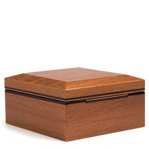 Estuche de Cigarros de Madera Sólida de Diseño de Lujo, Creado para Colecciones Exclusivas, con Estructura Resistente y Apariencia Elegante - Product Image 3