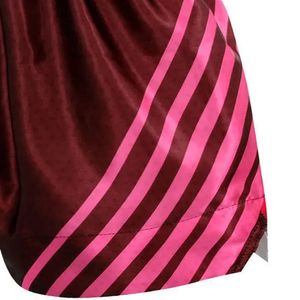 Shorts de Boxeo para Mujer, Color Granate con Rayas Rosas, Corte Holgado, Elásticos, de Poliéster, para Artes Marciales, Personalizables con Sublimación - Product Image 5