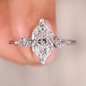 Anillo Marquise Holandés con Piedra Lateral de Corte Cometa, Anillo de Diamante Cultivado en Laboratorio de 2.34 Quilates, Anillo de Compromiso, Anillo de Boda, Joyería, Anillo de 14k - Product Image 1