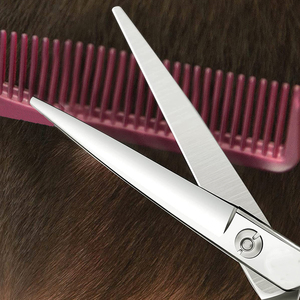 Tijeras de Barbero Japonesas de Acero Inoxidable MARI INSTURMEMTS, Cuchillas Afiladas y Duraderas, Tijeras para Cortar Cabello para Profesionales - Product Image 3