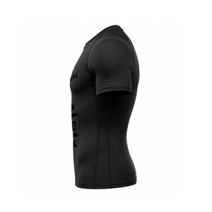 T-shirt de compression personnalisé pour homme – Haut de sport respirant et extensible à séchage rapide pour la gym et le fitness – Vêtements d'entraînement athlétiques – Marque privée OEM en promotion - Product Image 4