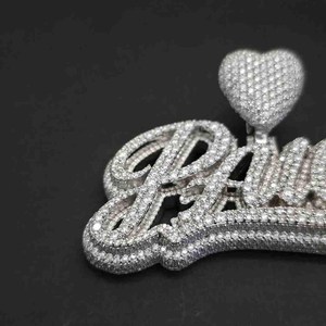 Colgante personalizado con nombre en letras cursivas, con incrustaciones de moissanita VVS, para hombre y mujer, en plata de ley 925 con engaste de corazón. - Product Image 5