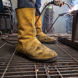 Guêtres en cuir de vachette durable personnalisables, ignifuges, imperméables, résistantes à la chaleur 1000°C, pour la soudure, sécurité des chaussures de travail - Product Image 4