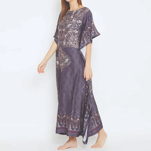 Robe Kaftan en Tissu Crêpe Coupe Ample Longue Fournisseur Grossiste Fabricant Vêtement Personnalisé Kaftan - Product Image 2