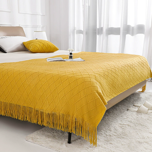 Grande couverture classique neuve, chaude, douce et confortable - Product Image 2