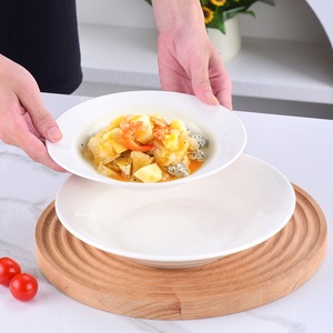 Assiette à soupe en porcelaine blanche pure à bord doré, style moderne, résistante à la chaleur, passe au lave-vaisselle, pour usage en restaurant - Product Image 6