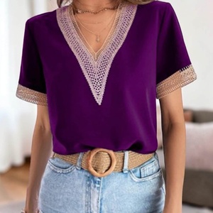Haut à col en V pour femme, manches courtes, bordure en dentelle, couleur unie, décontracté, été, en viscose et polyester doux, pull-over - Product Image 3
