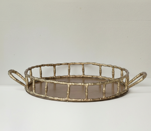 Plateau de service en laiton doré au design attrayant et très demandé, avec forme personnalisée, pour la maison et les hôtels, décoration de table en métal - Product Image 5