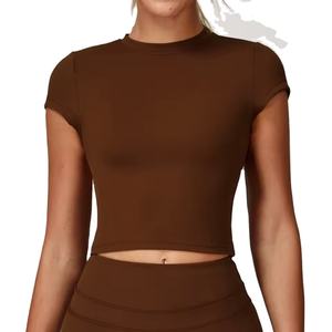 Haut de sport décontracté en nylon et élasthanne, col rond, t-shirt à manches courtes, design personnalisé pour la course à pied et le yoga, respirant, ajusté, haut de yoga - Product Image 2