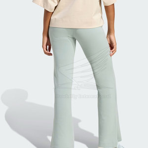 Legging évasé pour femme, dernière conception, taille mi-haute, écologique, respirant, en Spandex/Polyester, fabriqué au Pakistan - Product Image 2