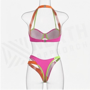 Ensemble de yoga 2 pièces imprimé papillon bleu avec finition dorée, body à col en V profond et jupe portefeuille longueur genou - Product Image 2