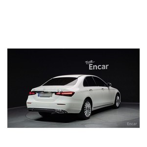 Mercedes-Benz Classe E E220d 4MATIC Exclusive 4MATIC Euro V Diesel Automatique 2023, 36 976 km, sièges en cuir, conduite à gauche, transmission intégrale - Product Image 2