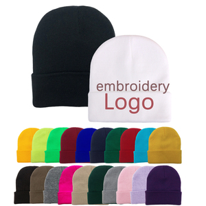 Bonnet unisexe noir Harry Johnson 100 % acrylique avec logo brodé, casquette décontractée d'hiver pour adultes, couleur unie, design à revers, 56-58 cm - Product Image 5