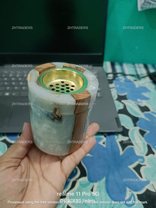 Quemador de incienso de madera epoxi de resina hecha a mano de lujo estilo árabe artístico Mubkhar para el ambiente espiritual del hogar y la decoración del regalo - Product Image 2