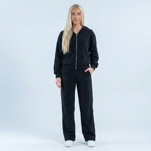 Conjunto Deportivo de Sudadera con Capucha y Pantalones Jogger para Mujer, de Invierno, con Logotipo Personalizado, de la Mejor Calidad, Suave y Cómodo, con Hombros Caídos - Product Image 4