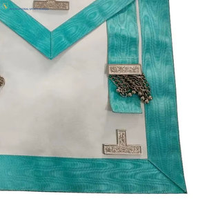 Tablier de cérémonie maçonnique sur mesure en peau d'agneau, brodé, avec épingle de sûreté, couleurs et logo personnalisables, tissu durable et confortable - Product Image 5