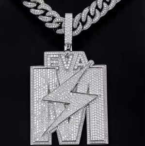 Colgante de Moissanita Iced Out Eva de Plata 925 con Letra Inicial Personalizada, Amuletos de Nombre, Joyería Masculina Estilo Hip Hop Rapper Bling - Product Image 1
