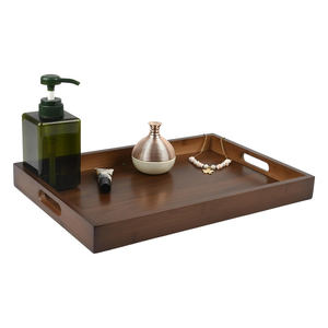 Plateau de service rectangulaire en bois rustique style ferme, avec poignée en corde perlée, finition vieillie, artisanat en bois brun, motif floral, pour hôtel et maison - Product Image 1