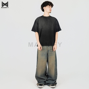 Camiseta Oversize de Algodón Pesado con Efecto Desgastado y Teñido, Estilo Urbano Vintage, Venta al por Mayor, OEM - Product Image 6