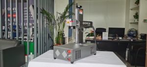 Mini máquina de marcado láser de fibra para artesanías de piedra todo en uno con descuento limitado - Product Image 6
