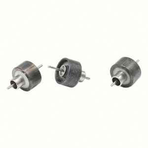 Conector Coaxial RF Resistente a Altas Temperaturas, Sellado con Vidrio, con Clasificación de Corriente de 5A para Aplicaciones de Energía - Product Image 2