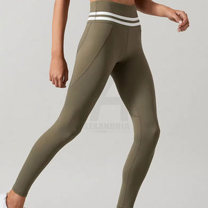 Ropa de gimnasio y fitness para mujer, conjuntos de yoga, nuevo estilo, conjunto de yoga para mujer más vendido, hecho en Pakistán por Alexandria Industries - Product Image 4