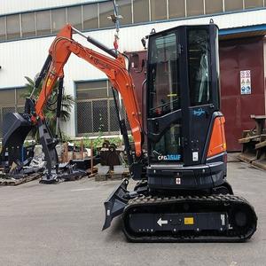 Mini excavadora hidráulica de 3 toneladas con motor diésel confiable, ideal para la colocación de tuberías y pequeños proyectos de construcción. - Product Image 3