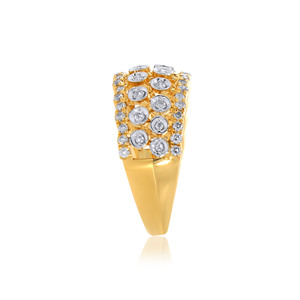 แหวนเพชรทรงกลมสำหรับผู้หญิง ทอง 18K ประดับเพชรแบบ Pave ดีไซน์หรูหรา ของขวัญวันครบรอบ - Product Image 4