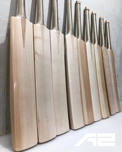 Bate de Críquet Panthera International, Madera de Sauce Inglesa, Estilo Clásico, para Diestros, 38 mm de Grosor, 1 kg, Ligero y Duradero - Product Image 4