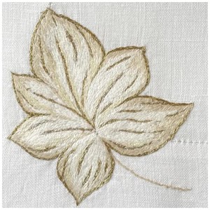 Custom Wholesale Handmade Luxury Traditional Embroidered Gold Leaves White 100% Linen Placemat Napkin Sets Washable Mats - Product Image 2