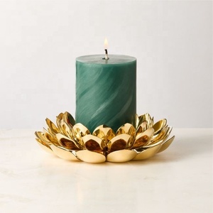 Portavelas de Latón con Diseño de Pétalos de Loto, Adorno Decorativo para Mesa, Venta Caliente - Product Image 1