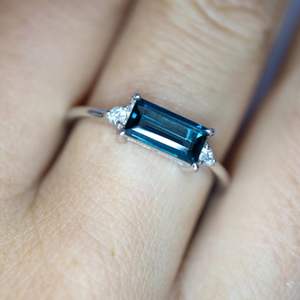 Bague de fiançailles vintage Art Déco en argent sterling 925 avec topaze taille ovale et baguette, certifiée IGI, pierre de naissance de novembre pour femme - Product Image 4