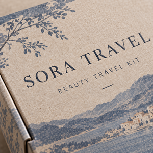 Caja de Embalaje de Cartón Corrugado Impresa Personalizada para Kit de Viaje de Belleza SORA - Product Image 3