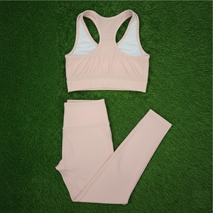 Ensemble de sport pour femme : soutien-gorge de sport haute performance et leggings push-up, ensemble sexy pour la gym, le yoga et l'entraînement, tenue de sport deux pièces. - Product Image 5