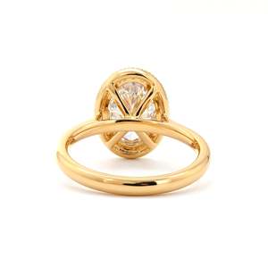 Bague de fiançailles minimaliste en or avec diamant de laboratoire ovale de 2 carats serti clos, bande solitaire personnalisée, diamant de laboratoire certifié, joaillerie fine - Product Image 4
