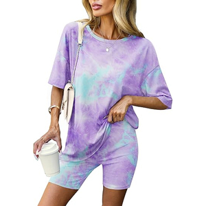 Conjunto de camiseta holgada y leggings cortos para mujer, ropa informal de dos piezas para uso diario, tie dye - Product Image 1