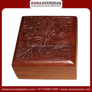 Luxueuse boîte à bijoux en bois sculptée à la main pour colliers, bracelets et autres options personnalisables d'un fournisseur de confiance - Product Image 3