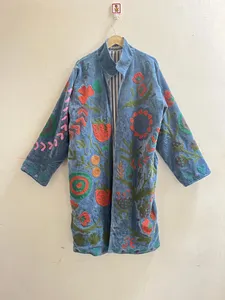 Chaqueta Larga Bohemia de Terciopelo Azul Claro con Bordado Floral Estilo Bohemio, Manga Larga, Cuello Alto, Ropa de Abrigo para Invierno - Product Image 2