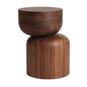 Table basse en bois moderne, design minimaliste, fabrication artisanale, plateau rond en bois massif, meubles de salon, table de chevet, décoration - Product Image 1