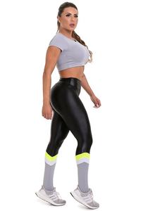 Nouvel ensemble de vêtements de sport grande taille pour femmes, comprenant un legging à compression élevée et un soutien-gorge de sport en tissu doux pour les séances d'entraînement à la salle de sport - Product Image 4