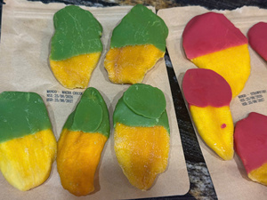 Proveedor de Mango Seco Suave Recubierto de Chocolate de Alta Calidad, de Fábrica en Vietnam, Venta al Por Mayor, Empaque Personalizado - Product Image 1