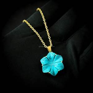 Pendentif Fleur Turquoise Bleue AAA Sculpté à la Main, Collier Fleur en Cristal pour Femme, Pendentif en Pierre Précieuse, Fabrication Artisanale de Bijoux - Product Image 1