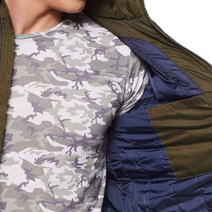 Chaqueta Acolchada para Hombre, Color Verde Oliva, Cuello Alto con Capucha, Corte Ajustado, Tallas Grandes, Cierre de Cremallera, Resistente al Viento, Ecológica - Product Image 5
